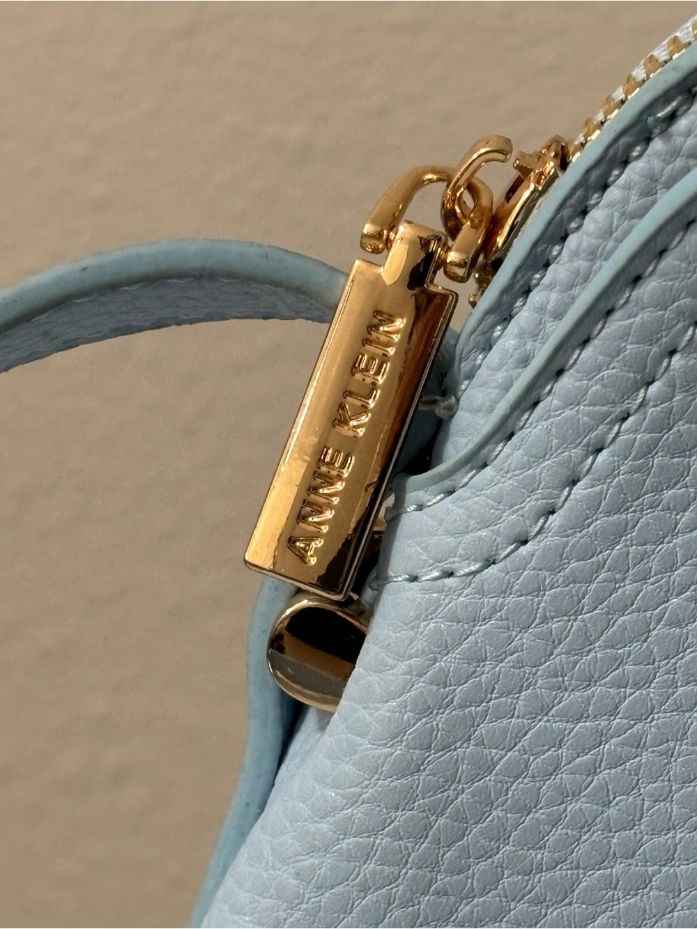 Anne Klein Baby Blue Small Crossbody Bag - NWOT - Picture 5 of 13